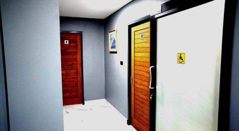 Prinn Hotel Районг Екстериор снимка
