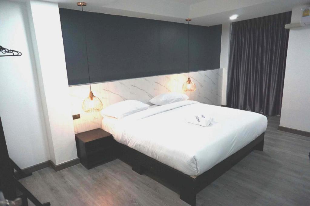Prinn Hotel Районг Екстериор снимка