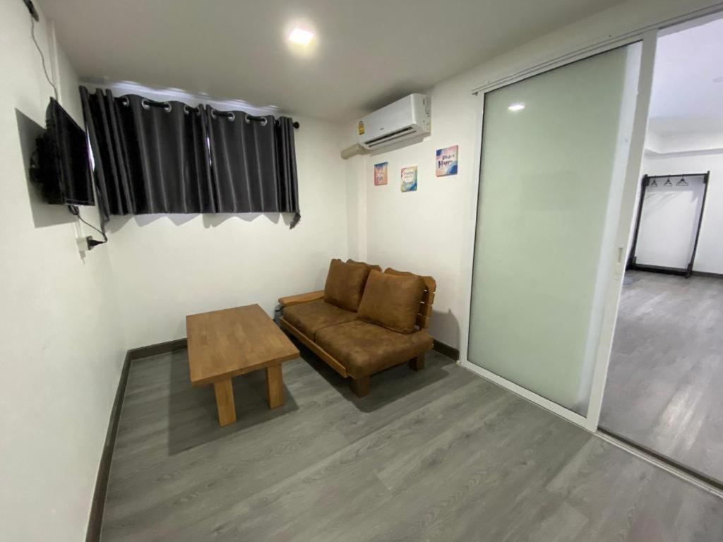 Prinn Hotel Районг Екстериор снимка