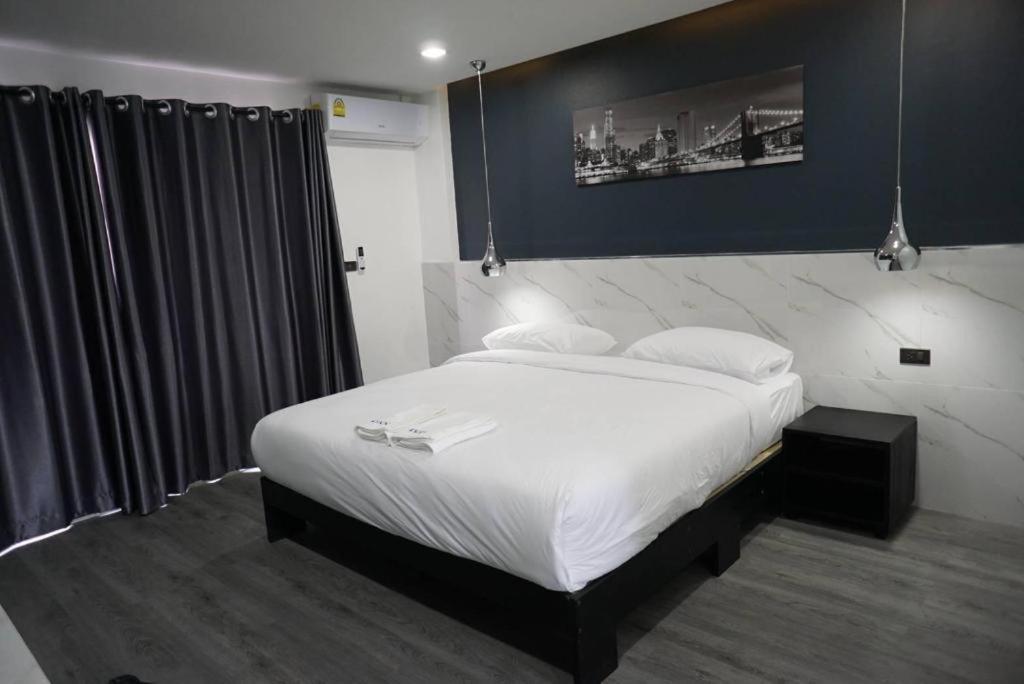 Prinn Hotel Районг Екстериор снимка